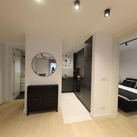 Modern Apartment In The Heart Of Belgrade Exterior photo